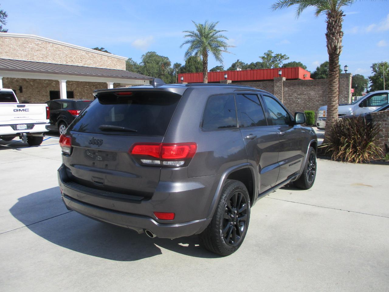 Jeep Grand Cherokee Altitude 4x2 *Ltd Avail* 2017