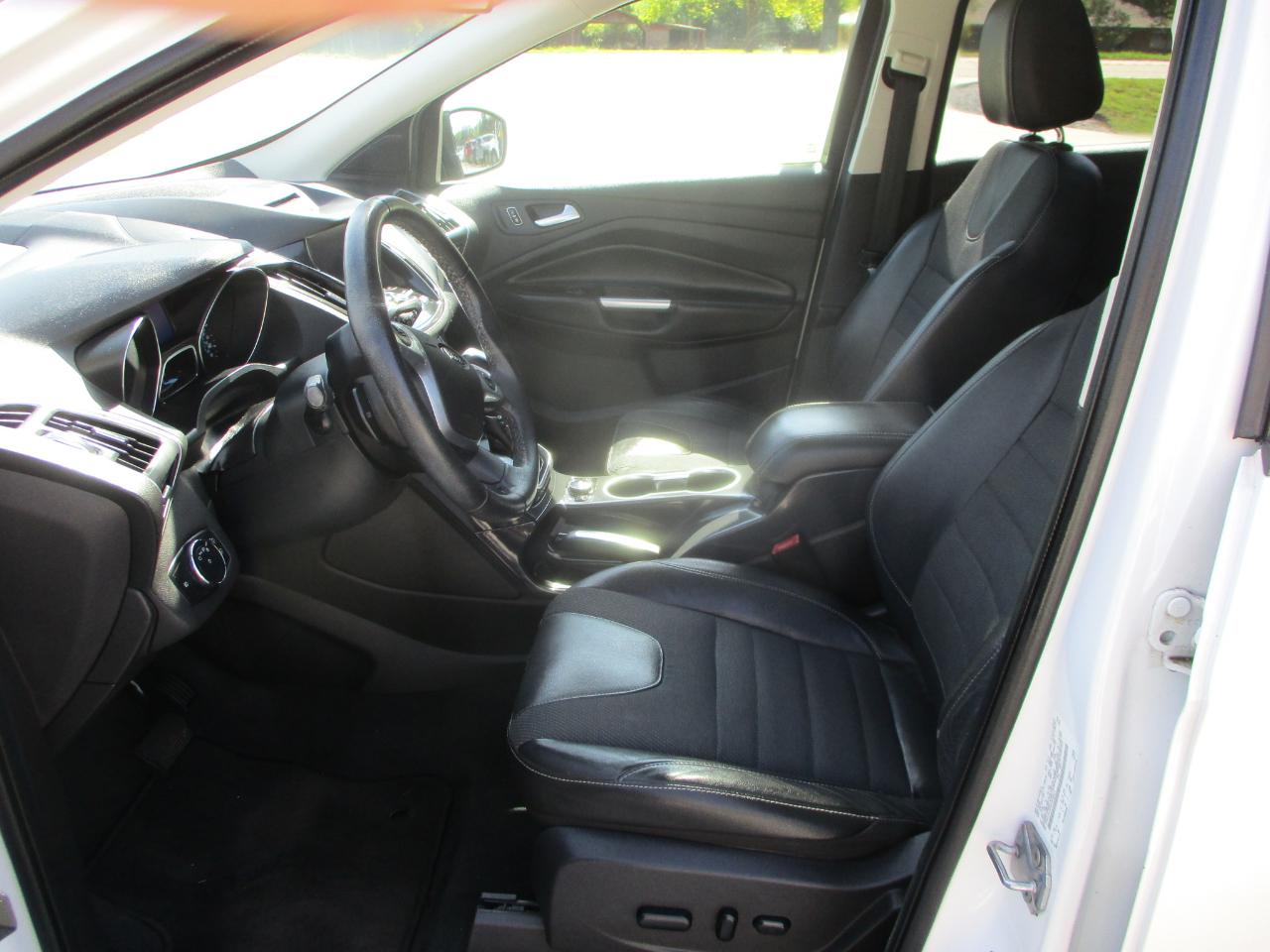 Ford Escape FWD 4dr Titanium 2013