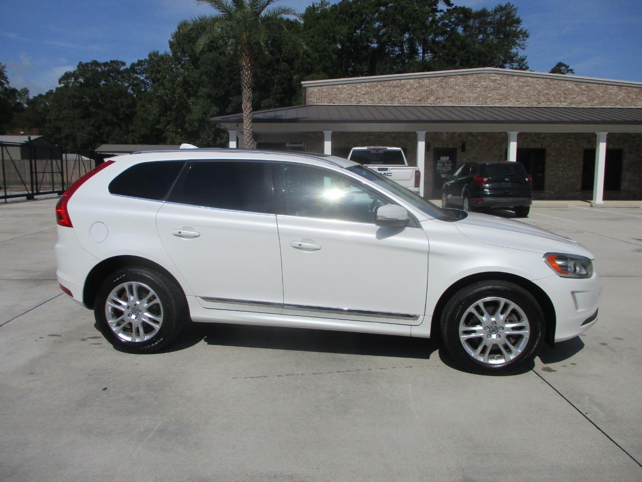 Volvo XC60 FWD 4dr T5 Drive-E Premier 2015