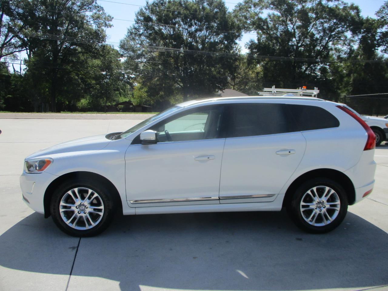 Volvo XC60 FWD 4dr T5 Drive-E Premier 2015