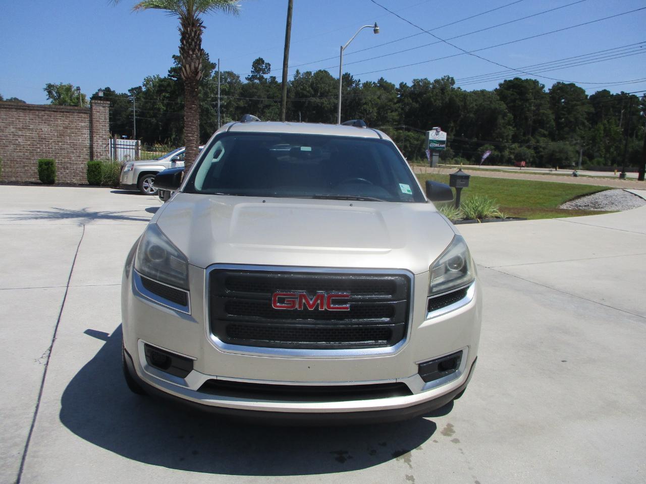GMC Acadia FWD 4dr SLE w/SLE-1 2015
