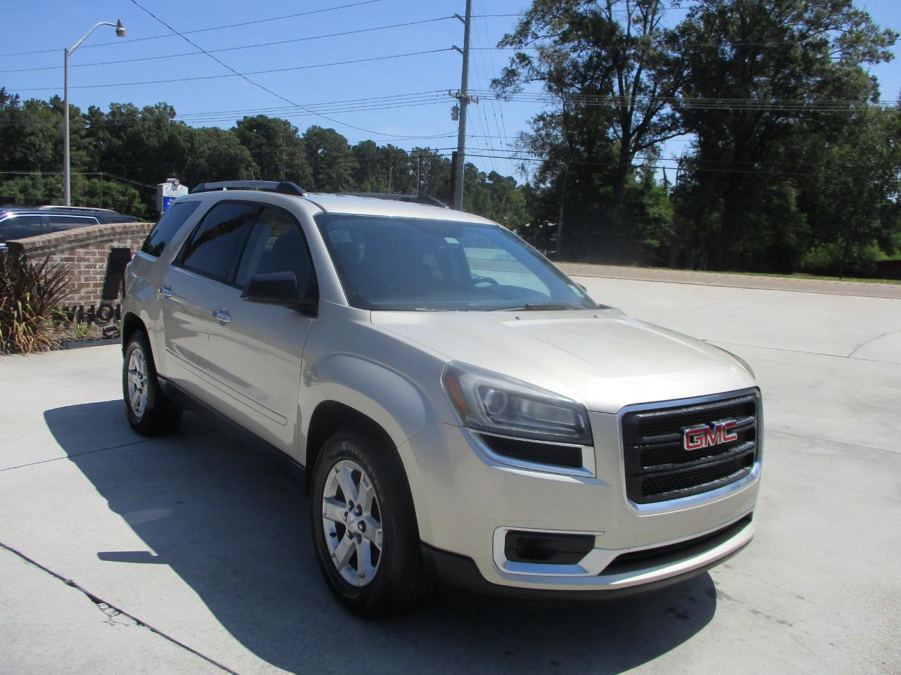 GMC Acadia FWD 4dr SLE w/SLE-1 2015