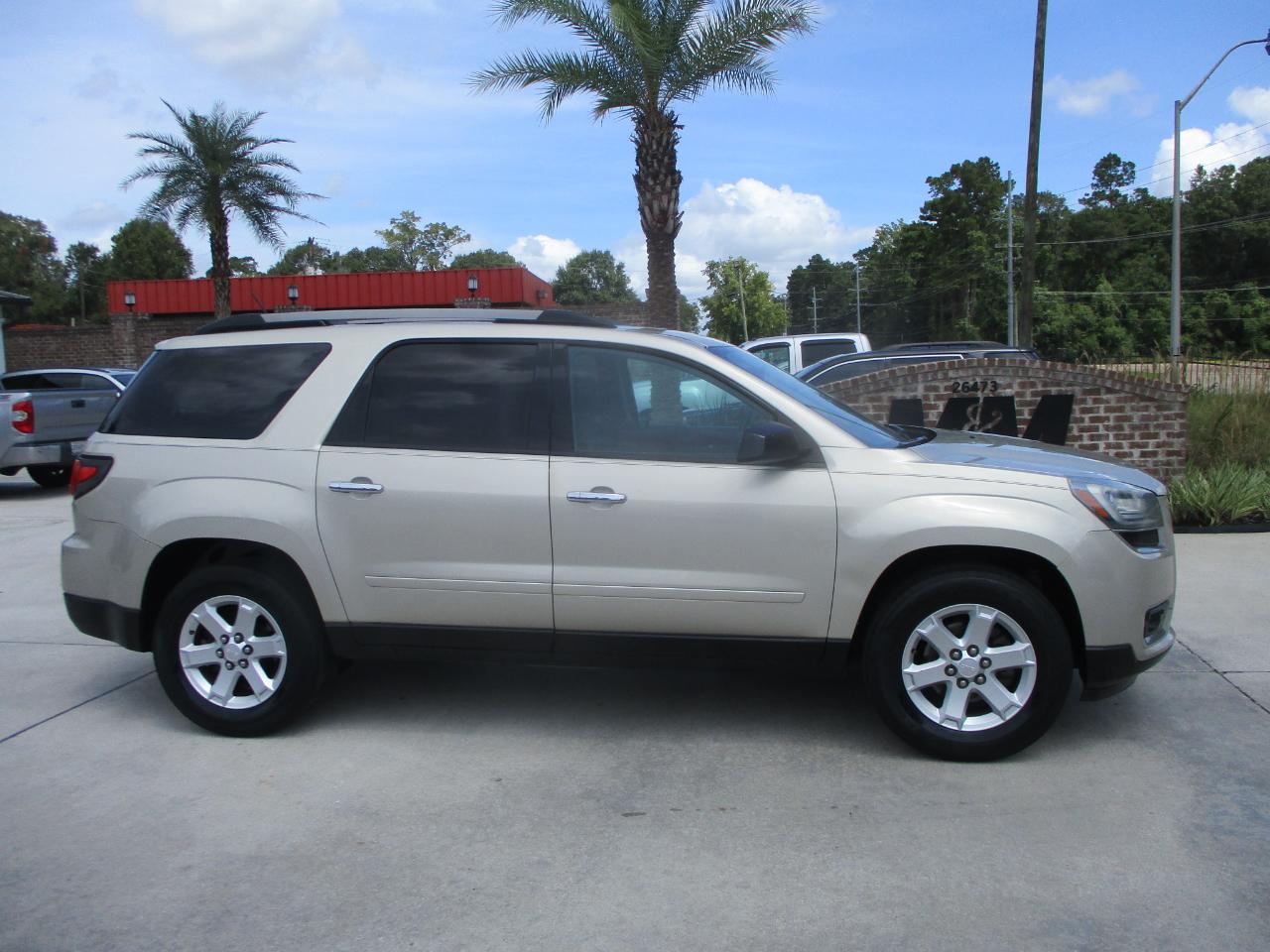 GMC Acadia FWD 4dr SLE1 2014