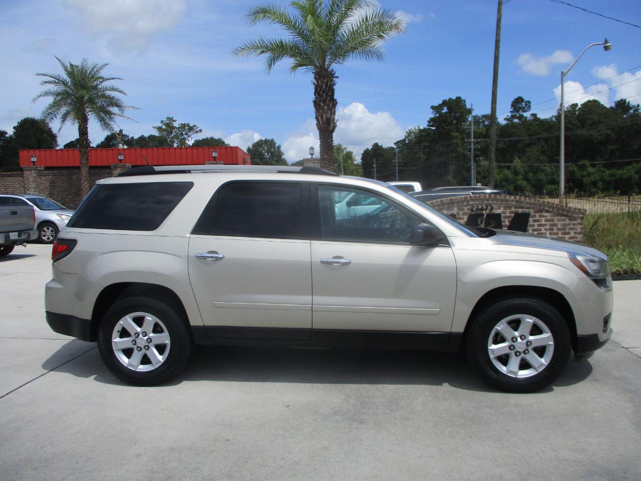 GMC Acadia FWD 4dr SLE1 2014