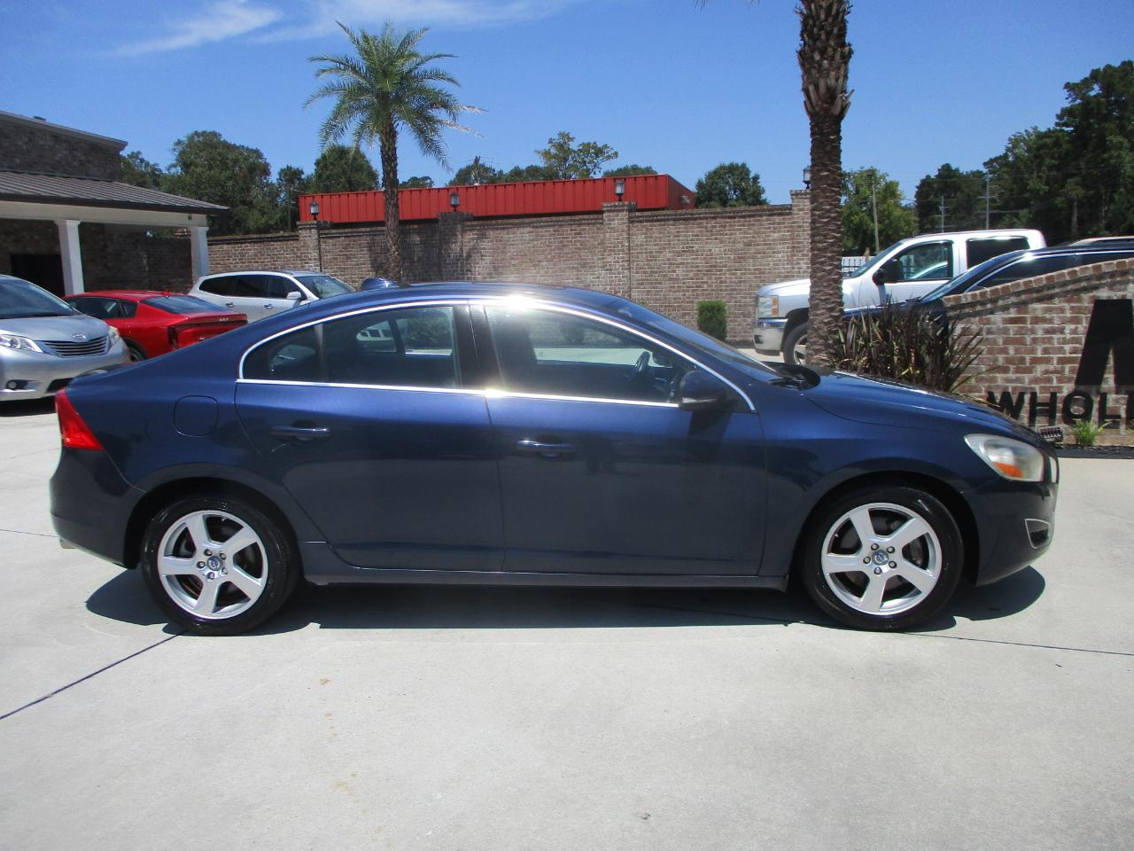 Volvo S60 4dr Sdn T5 FWD 2013