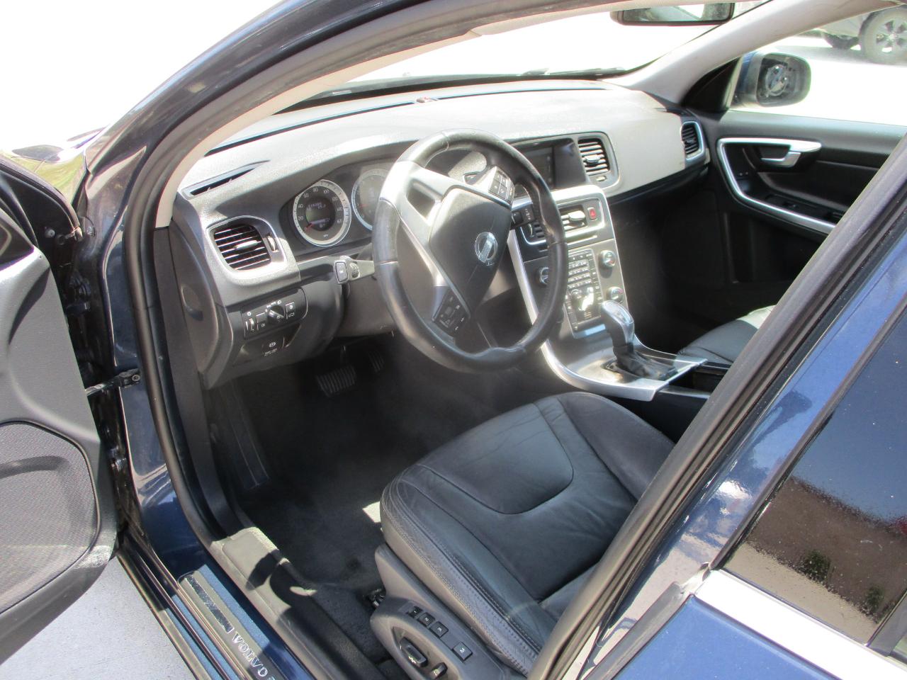 Volvo S60 4dr Sdn T5 FWD 2013
