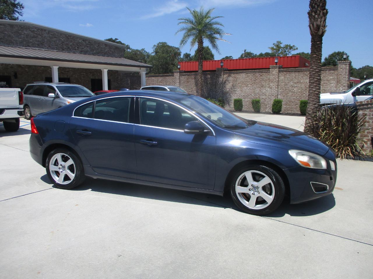 Volvo S60 4dr Sdn T5 FWD 2013