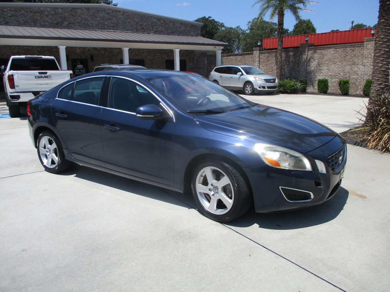 Volvo S60 4dr Sdn T5 FWD 2013