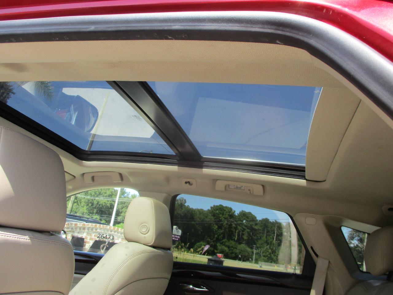 Cadillac SRX FWD 4dr Premium Collection 2012