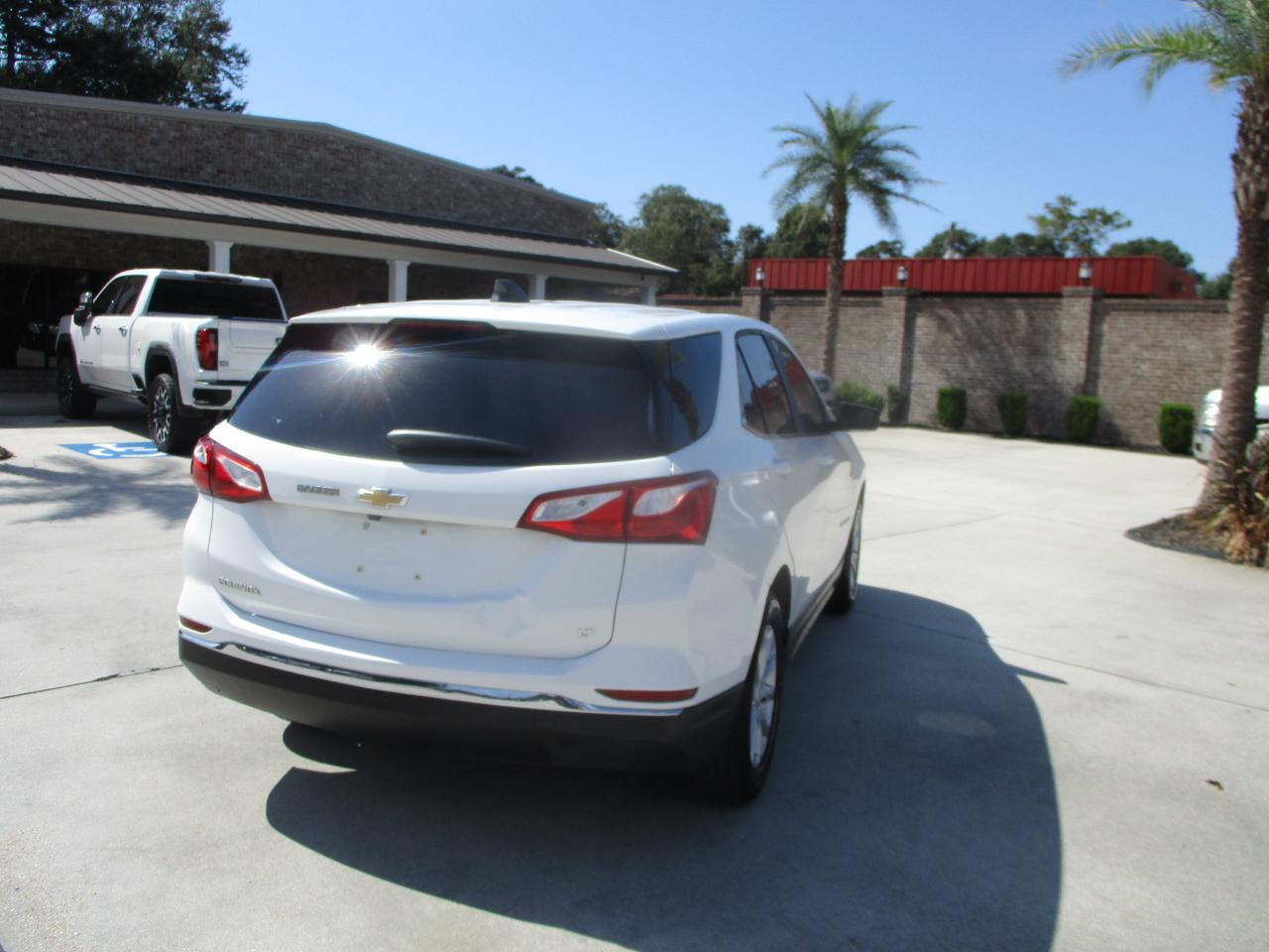 Chevrolet Equinox FWD 4dr LT w/1LT 2021