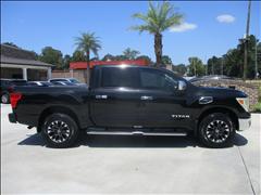 2017 Nissan Titan 