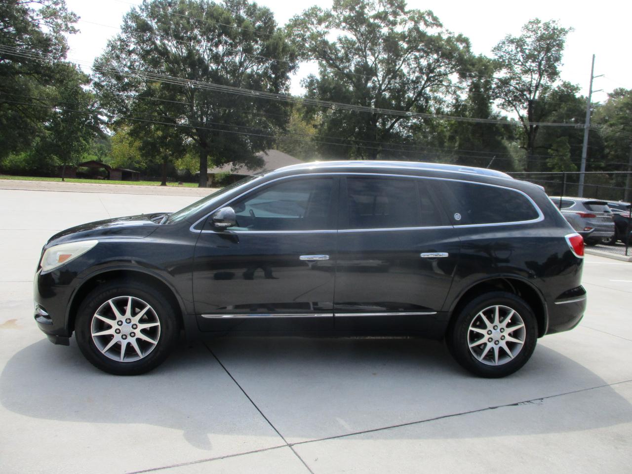 Buick Enclave FWD 4dr Leather 2015