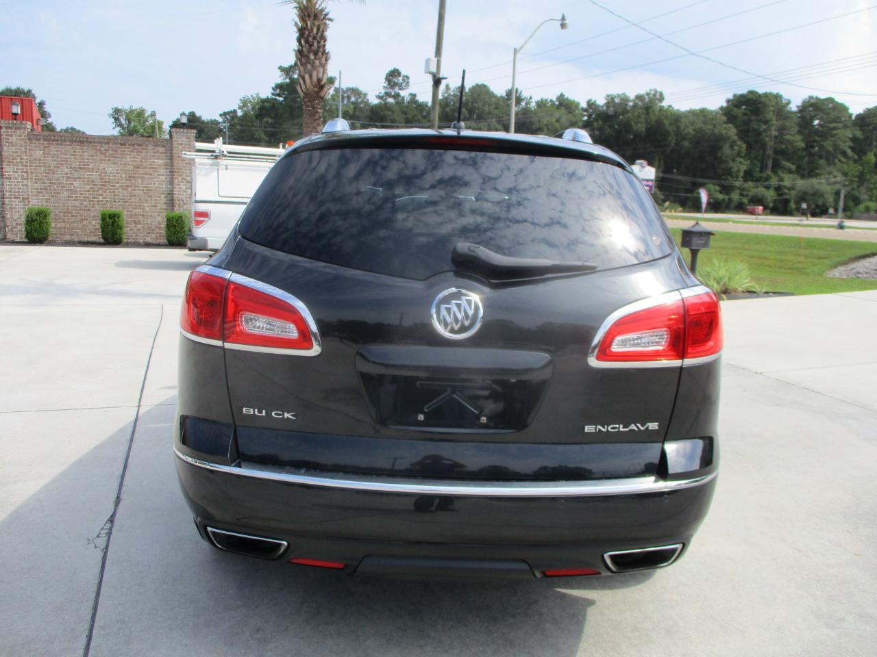 Buick Enclave FWD 4dr Leather 2015