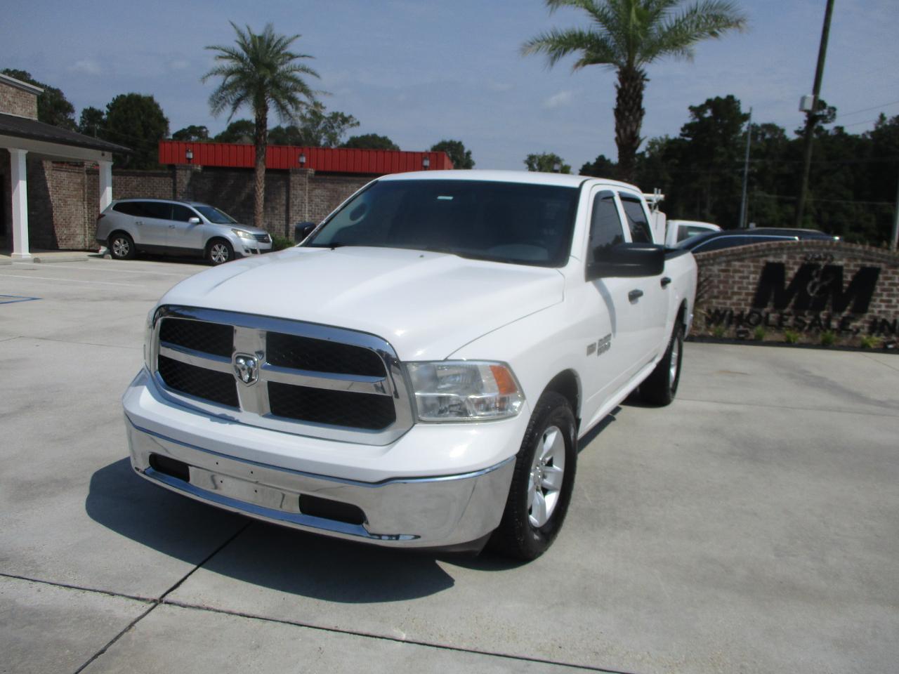 RAM 1500 Classic Tradesman 4x2 Crew Cab 5'7" Box 2019