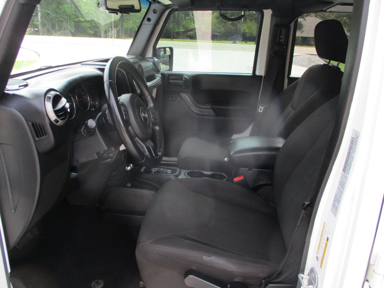 Jeep Wrangler Unlimited 4WD 4dr Sport 2015