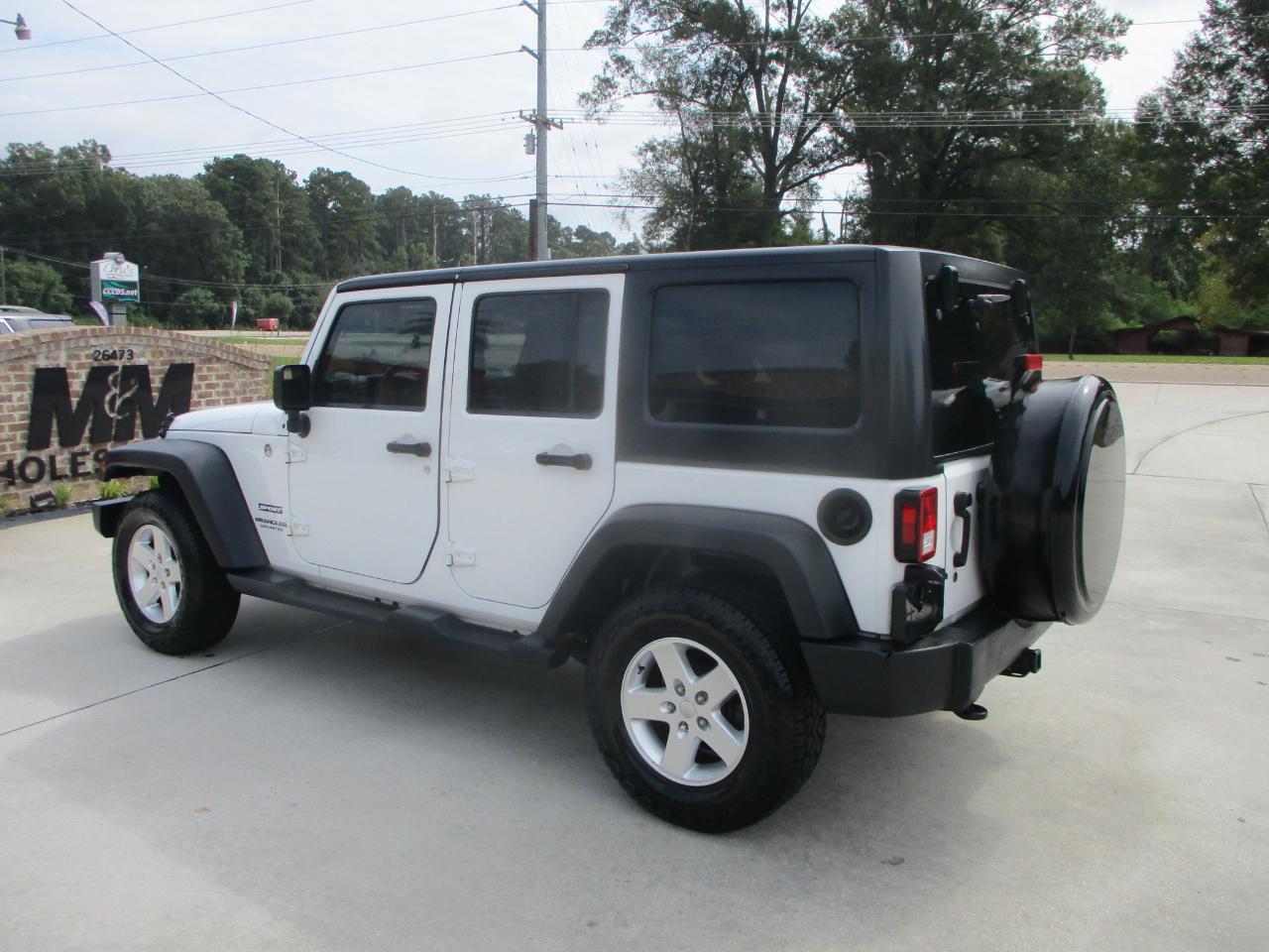 Jeep Wrangler Unlimited 4WD 4dr Sport 2015