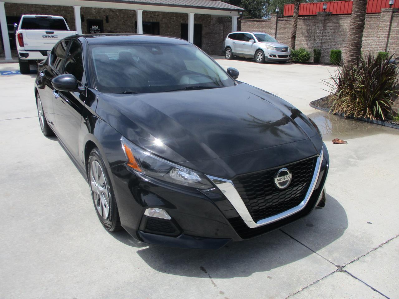 Nissan Altima 2.5 S Sedan 2022
