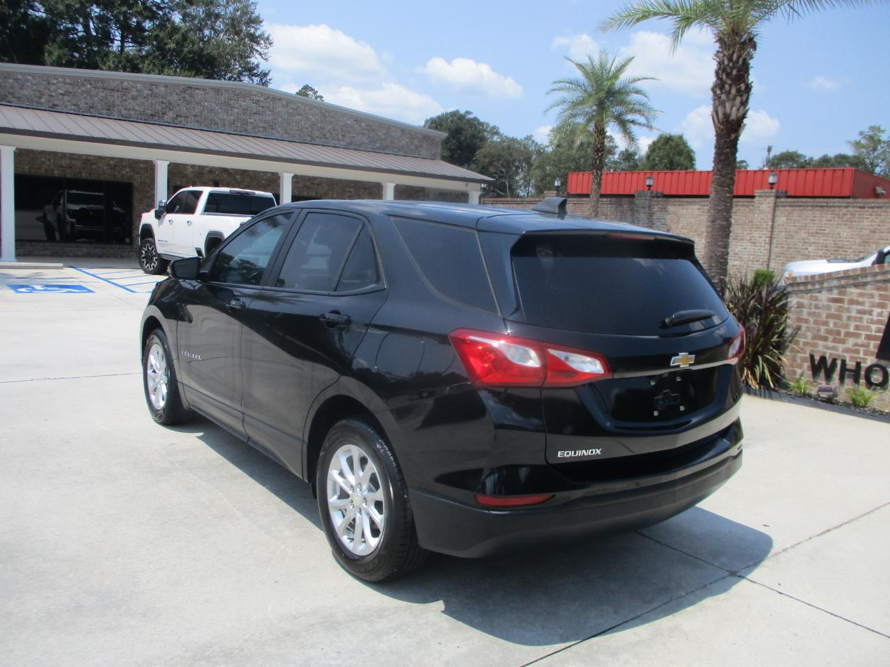 Chevrolet Equinox FWD 4dr LS w/1LS 2021