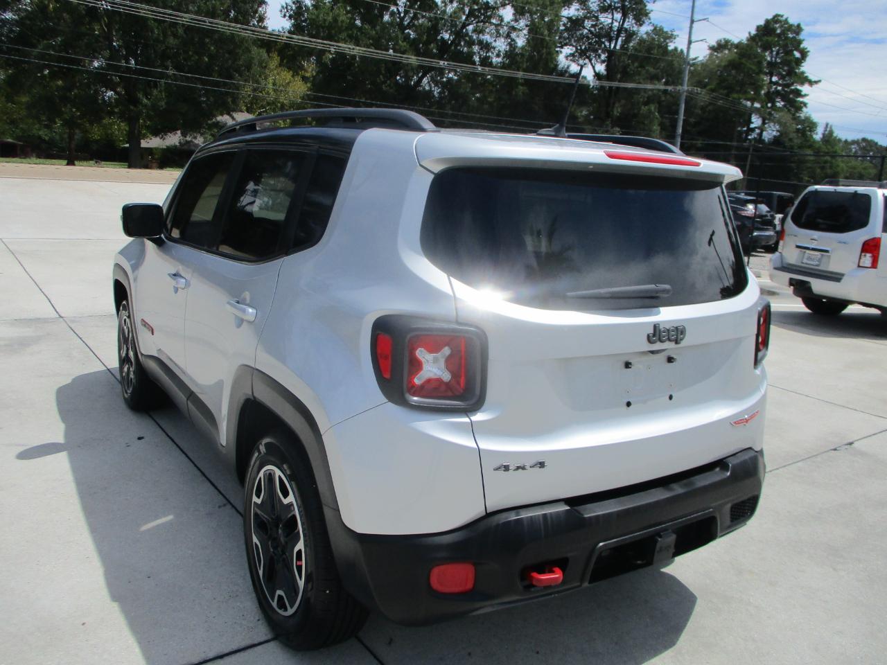 Jeep Renegade 4WD 4dr Trailhawk 2015