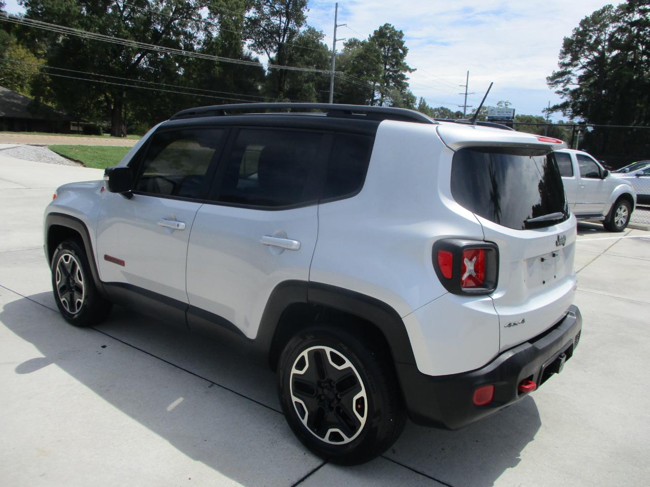 Jeep Renegade 4WD 4dr Trailhawk 2015