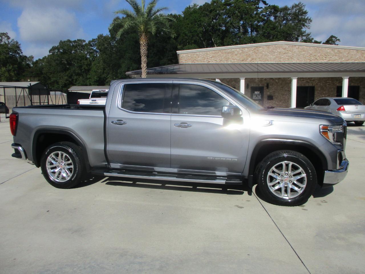 GMC Sierra 1500 2WD Crew Cab 147" SLT 2021