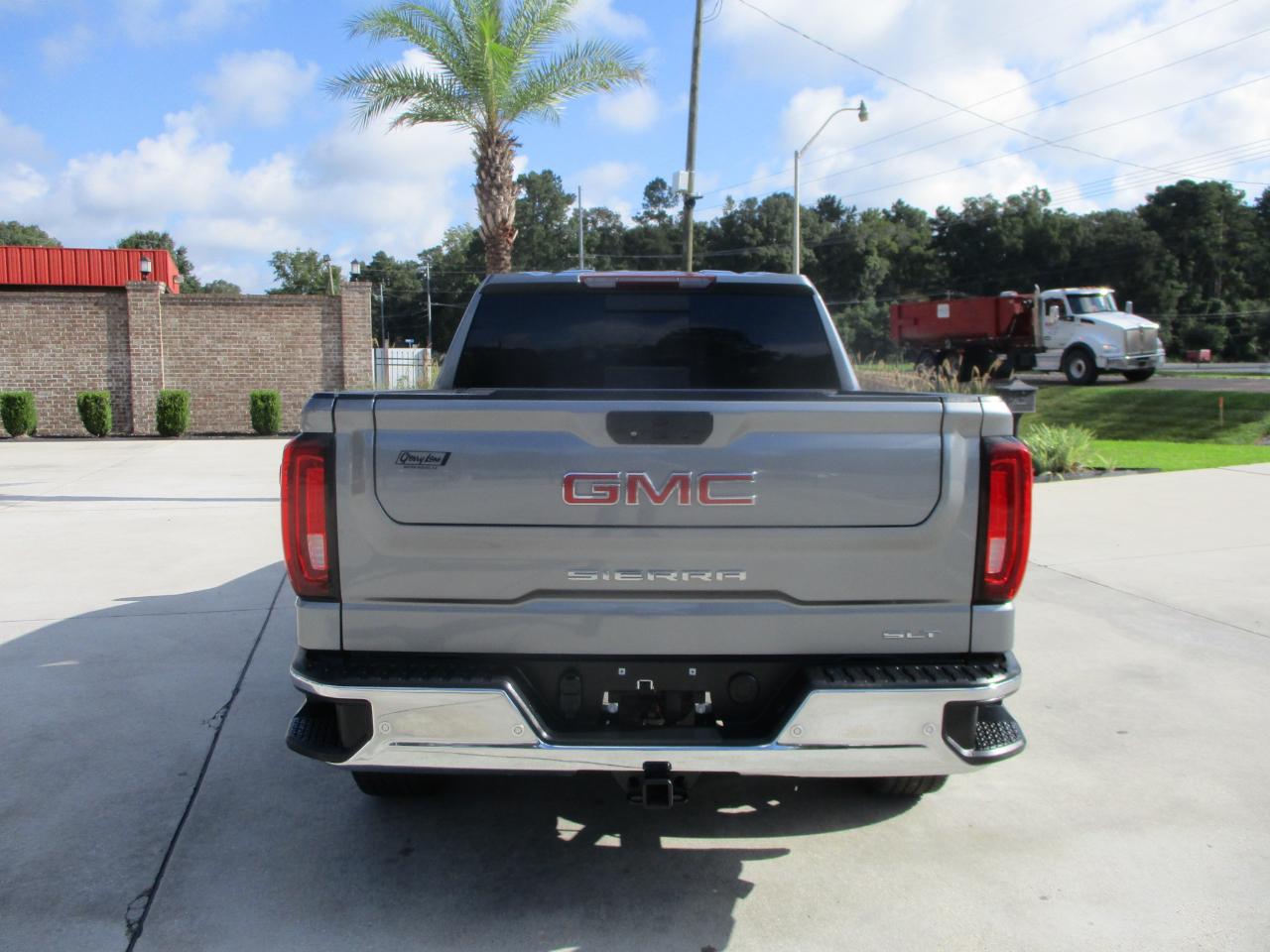 GMC Sierra 1500 2WD Crew Cab 147" SLT 2021