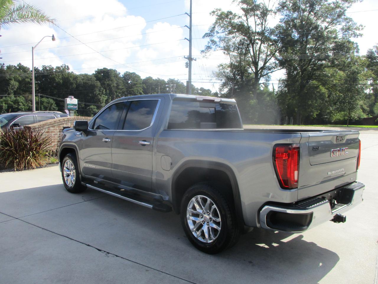 GMC Sierra 1500 2WD Crew Cab 147" SLT 2021