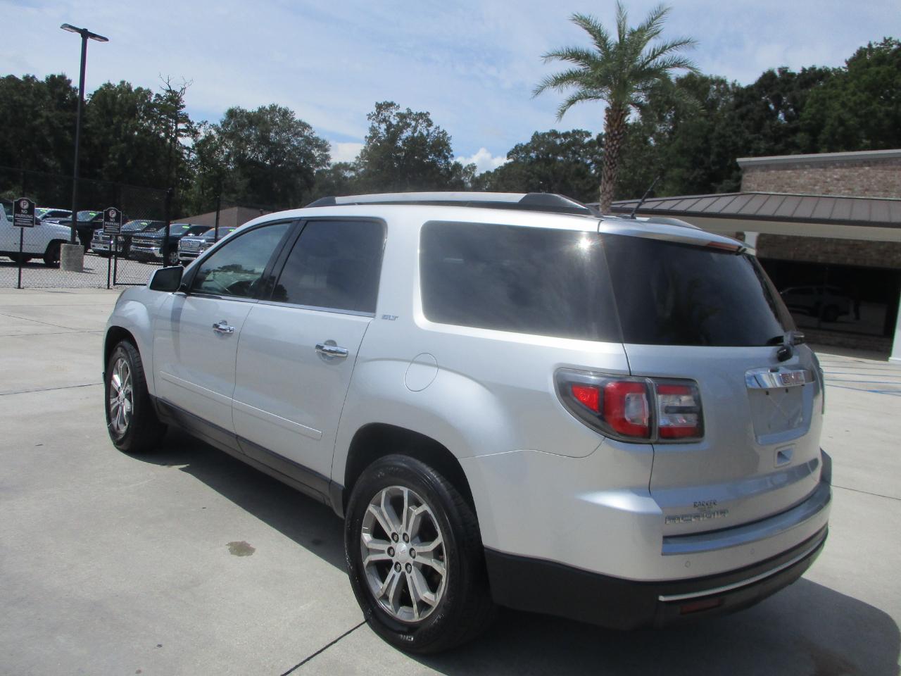 GMC Acadia FWD 4dr SLT w/SLT-2 2015
