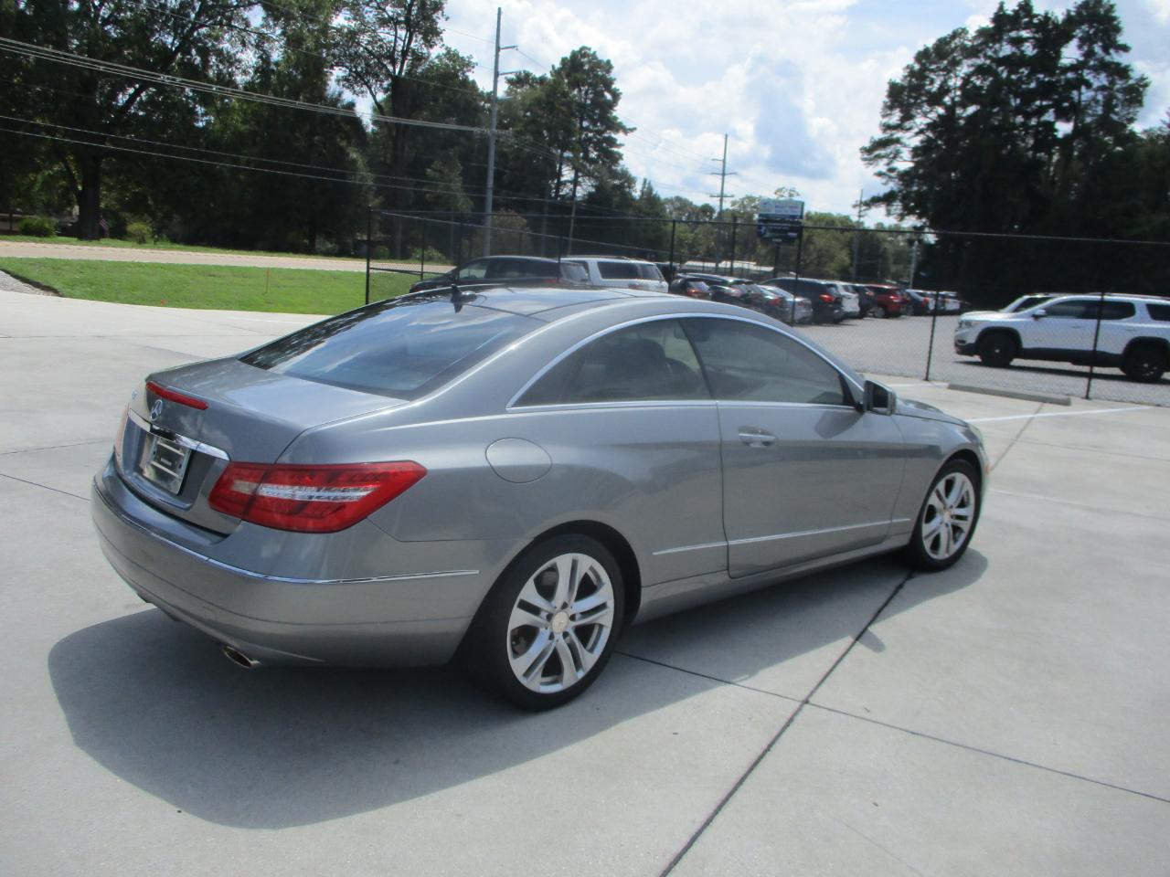 Mercedes-Benz E-Class 2dr Cpe E 350 RWD 2010