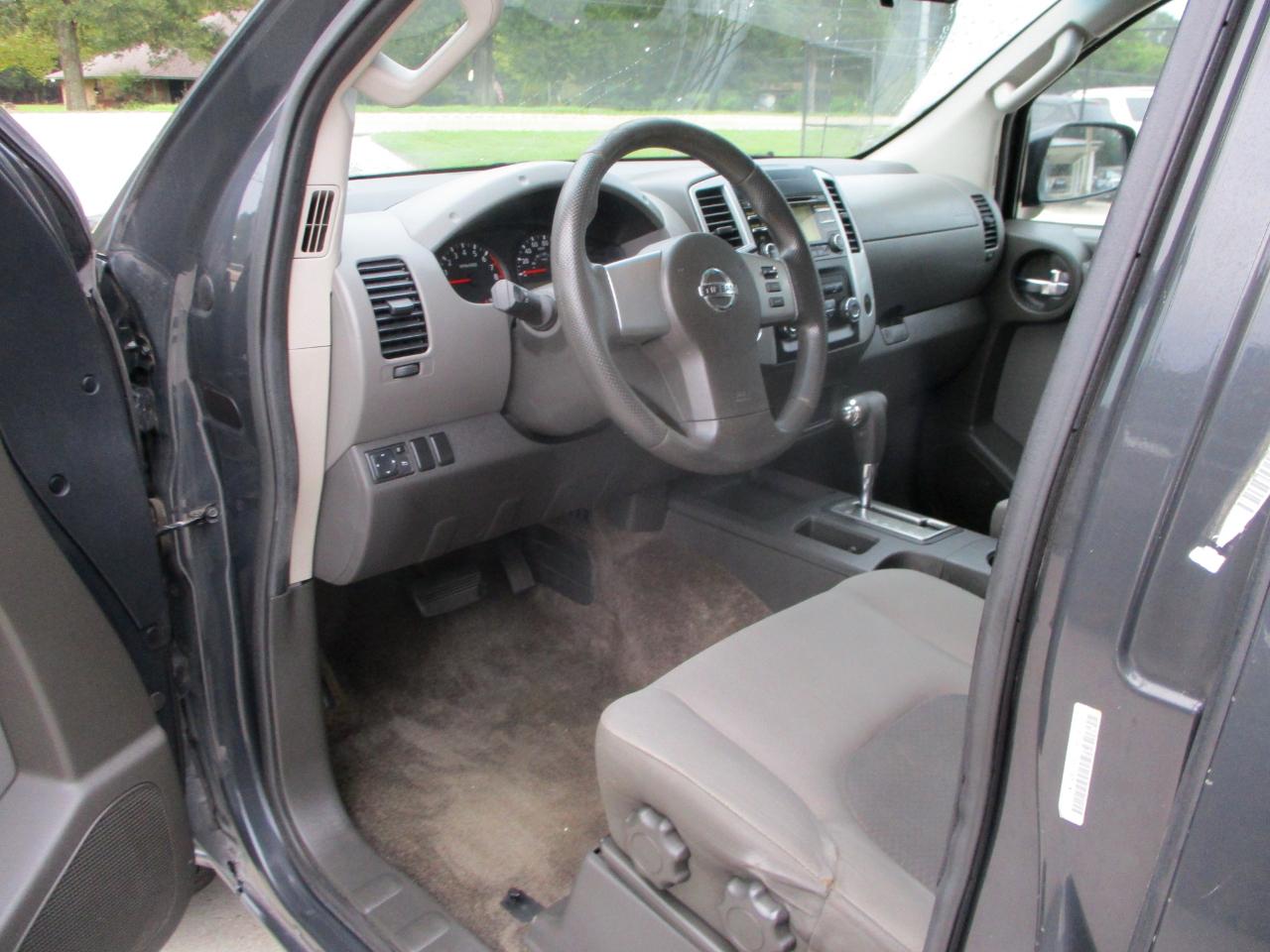 Nissan Xterra 2WD 4dr Auto S 2013