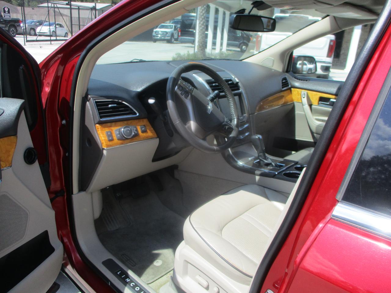 Lincoln MKX FWD 4dr 2013
