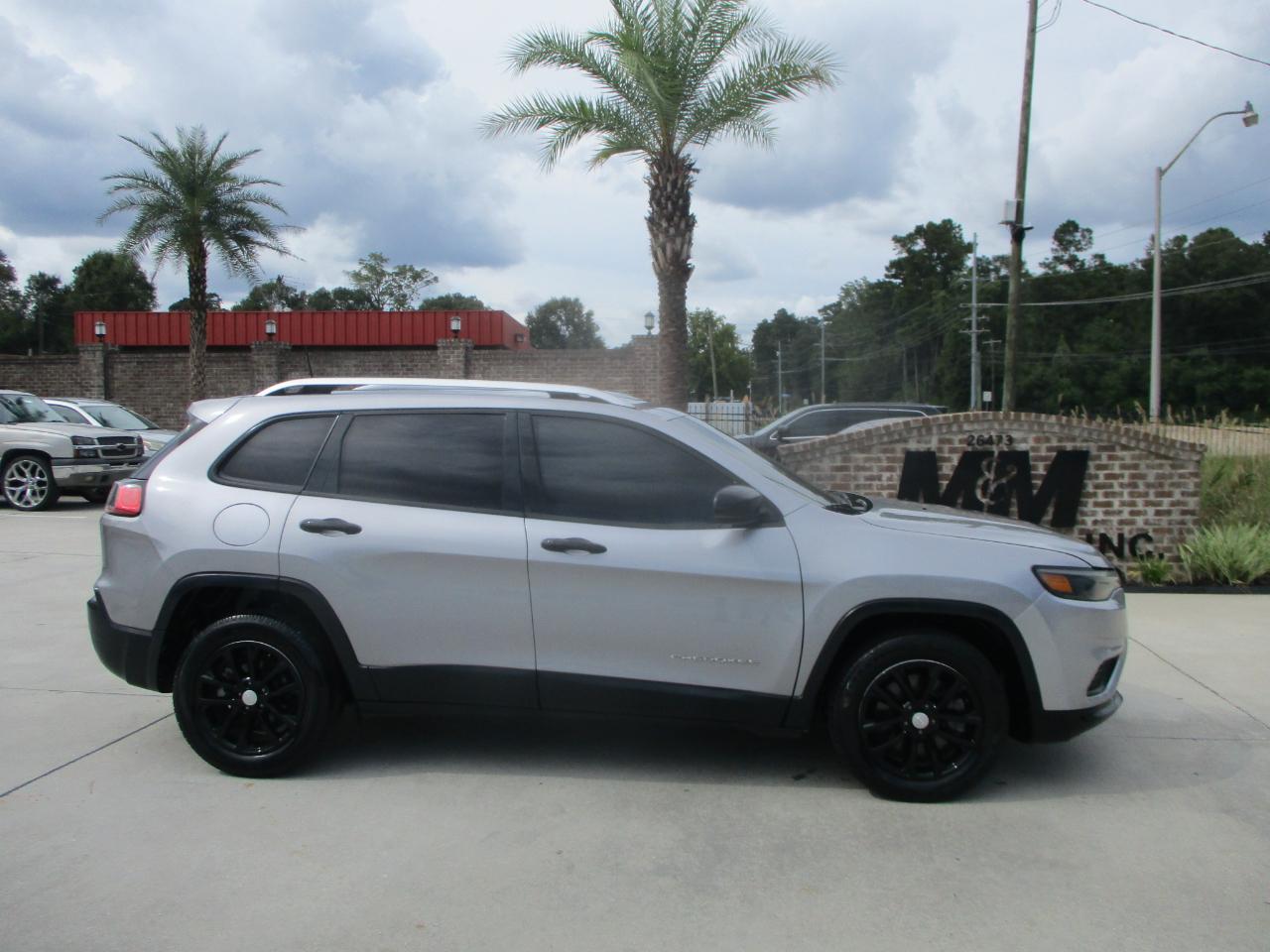 Jeep Cherokee Latitude FWD 2021