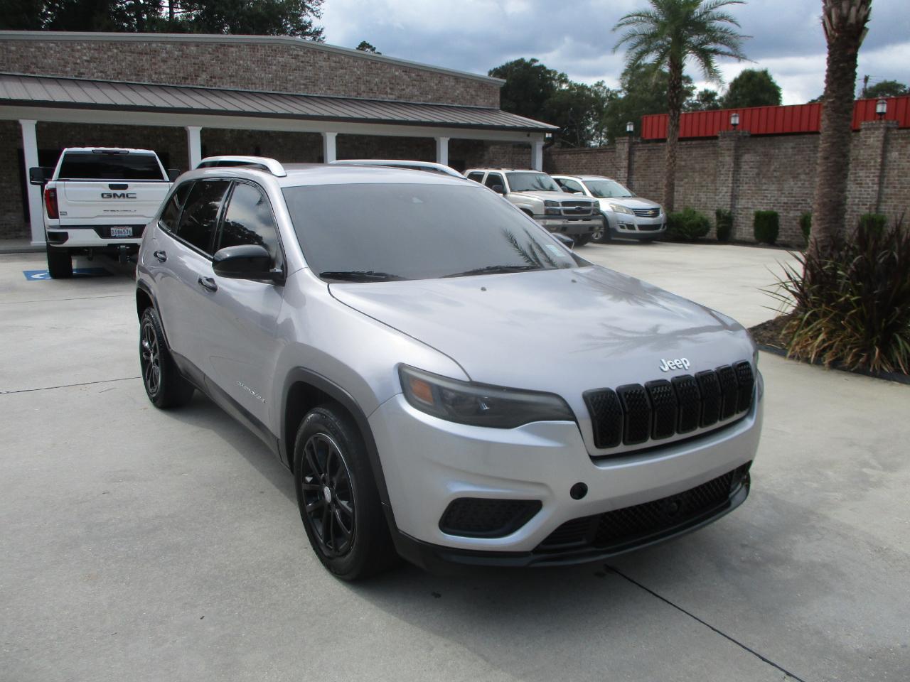 Jeep Cherokee Latitude FWD 2021