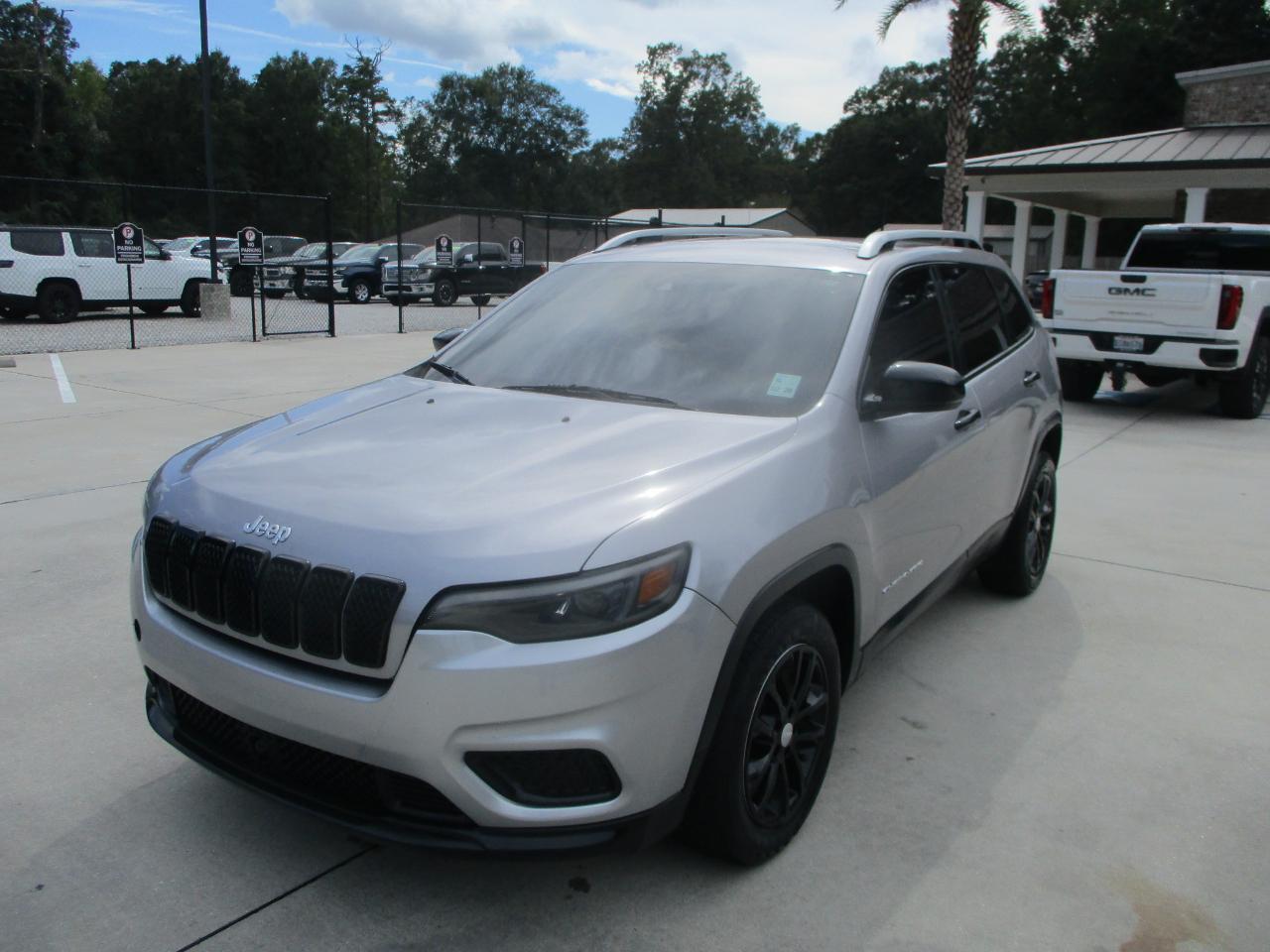 Jeep Cherokee Latitude FWD 2021
