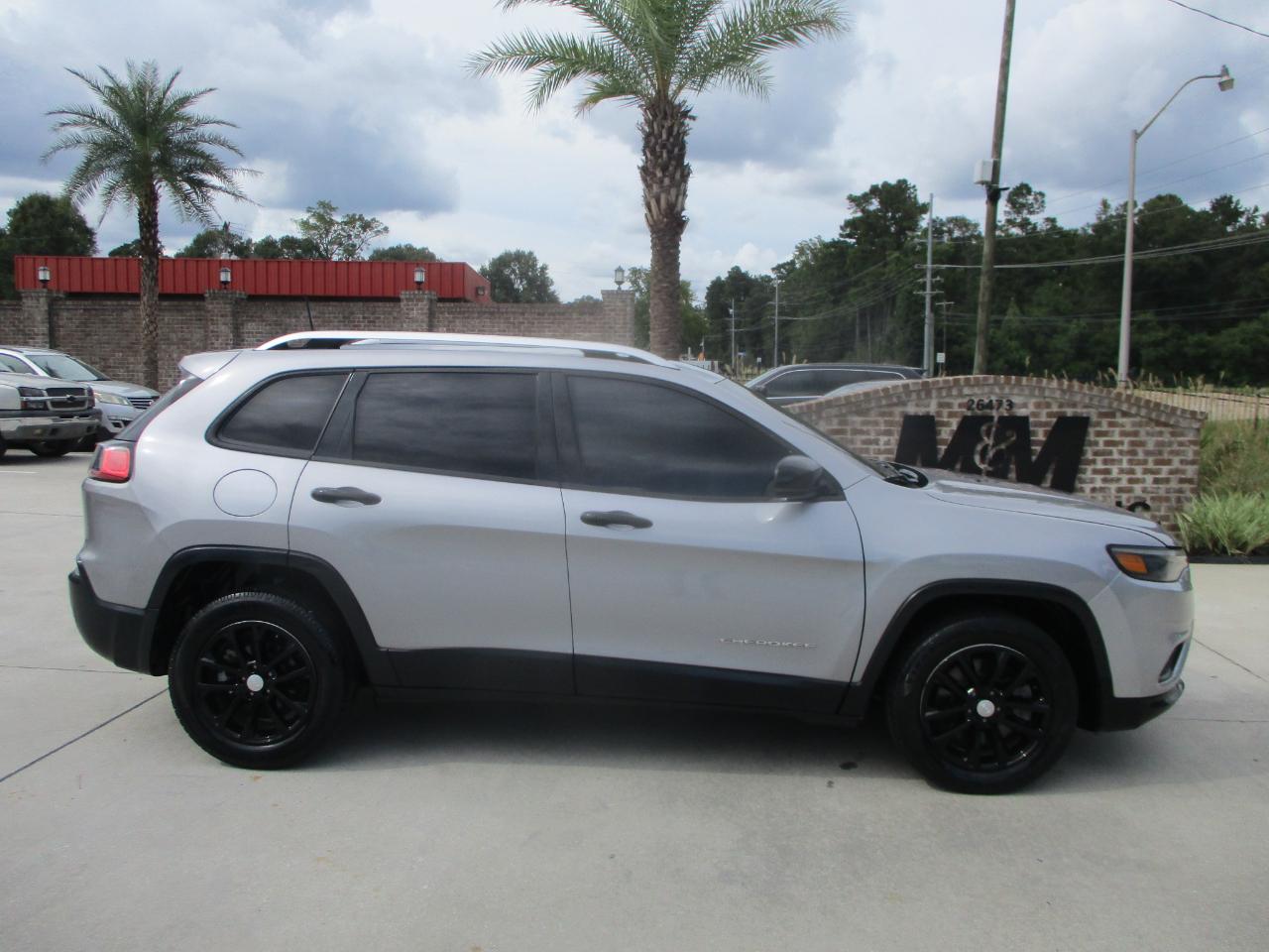 Jeep Cherokee Latitude FWD 2021