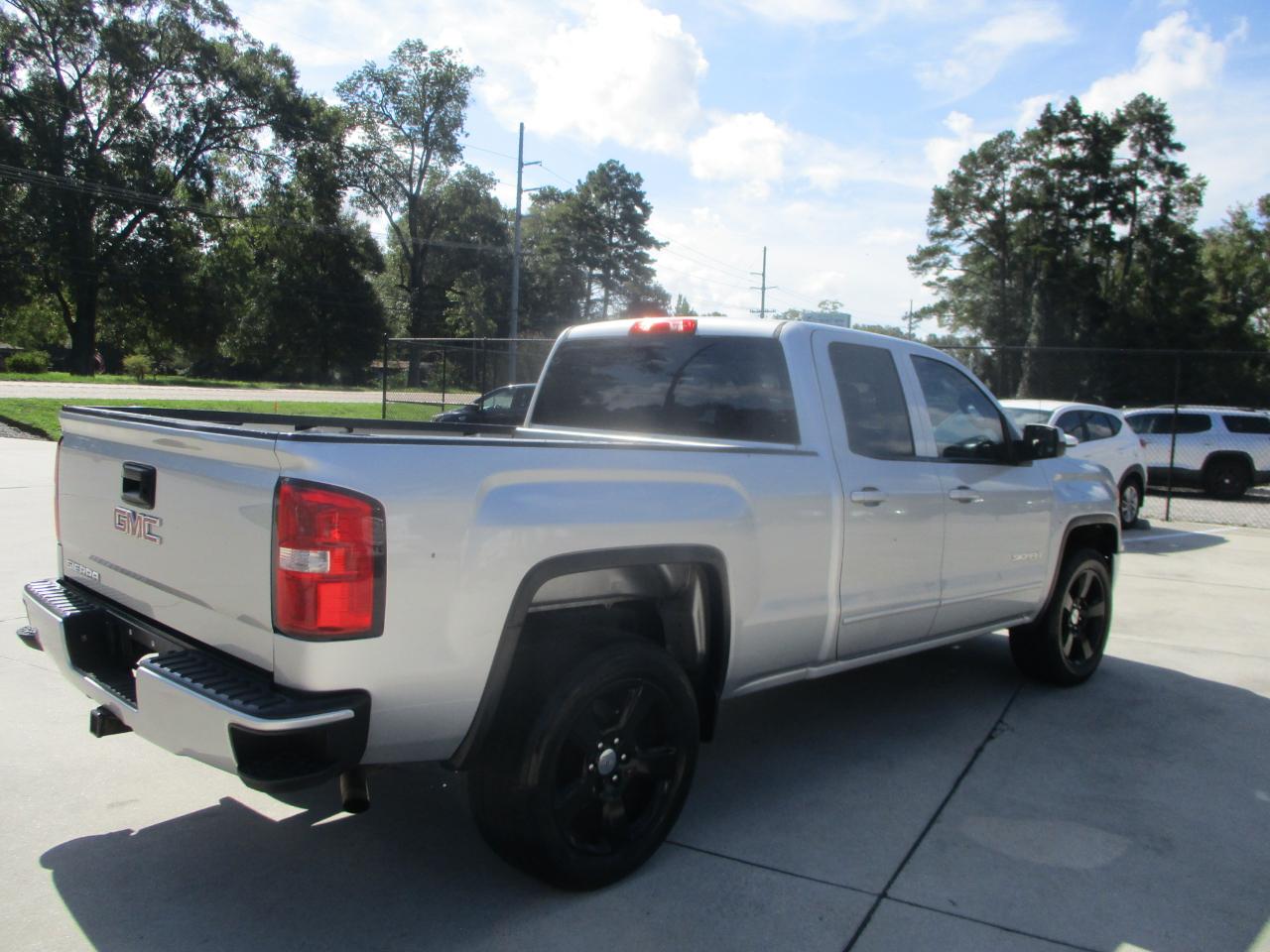 GMC Sierra 1500 4WD Double Cab 143.5" 2015