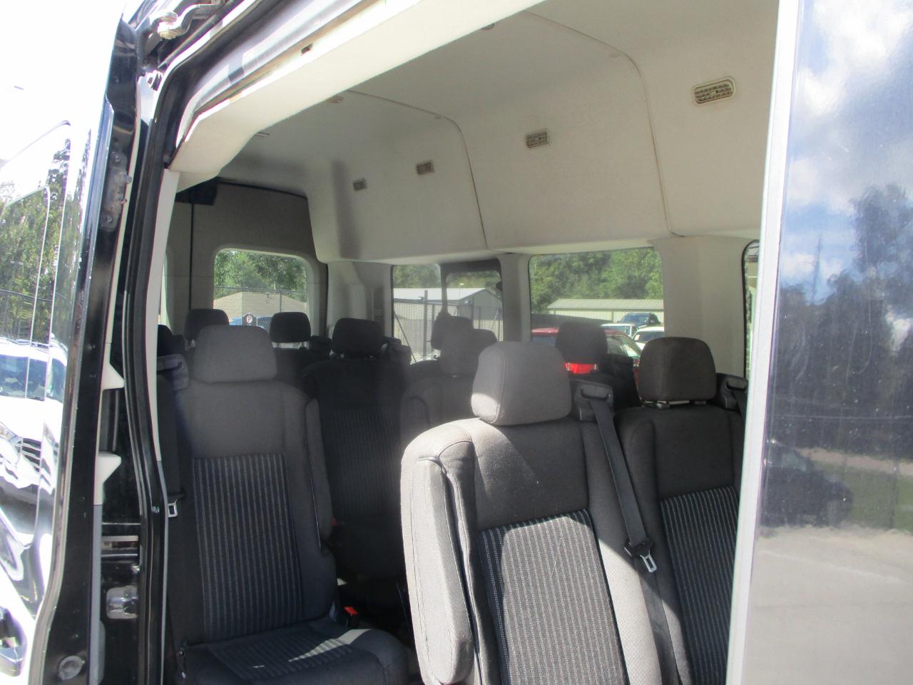 Ford Transit Wagon T-350 148" EL High Roof XLT Sliding RH Dr DRW 2016
