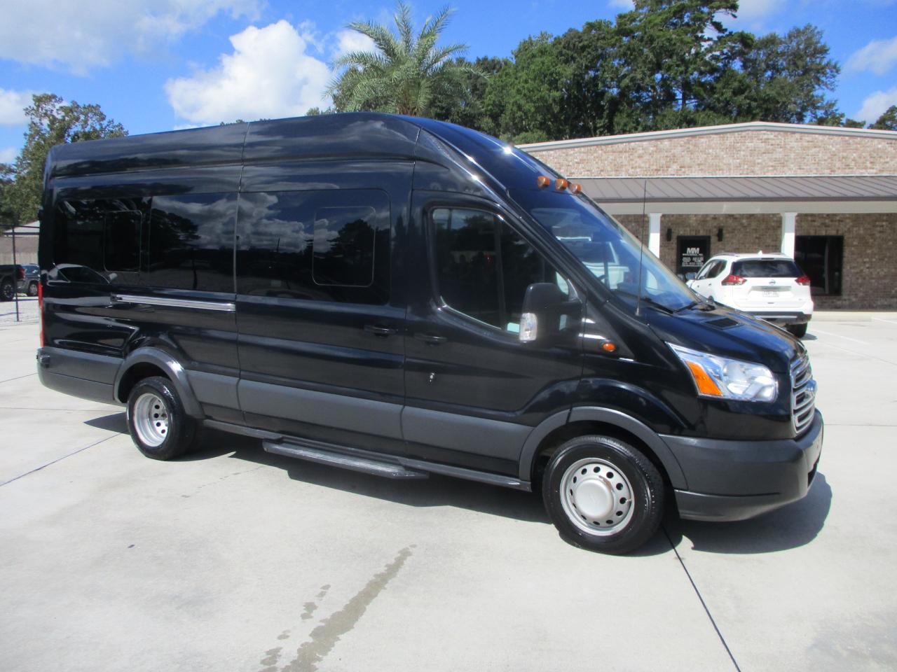 Ford Transit Wagon T-350 148" EL High Roof XLT Sliding RH Dr DRW 2016
