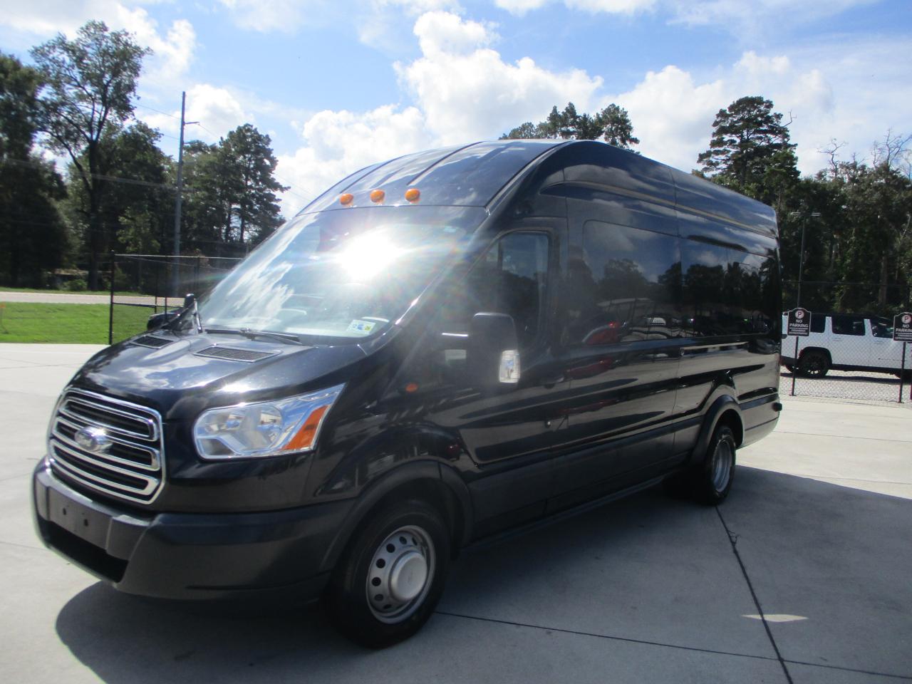 Ford Transit Wagon T-350 148" EL High Roof XLT Sliding RH Dr DRW 2016
