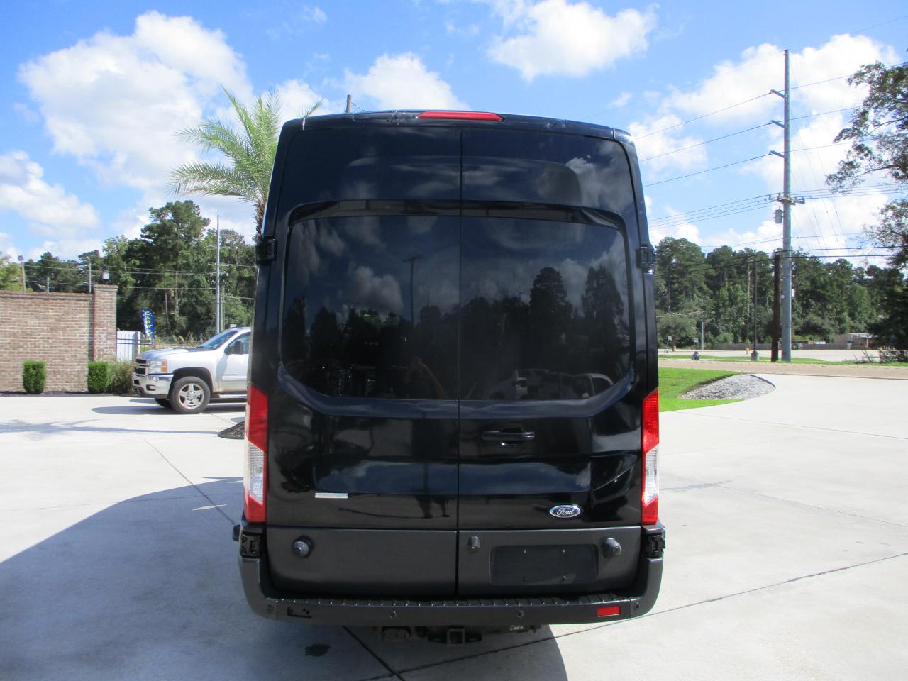 Ford Transit Wagon T-350 148" EL High Roof XLT Sliding RH Dr DRW 2016