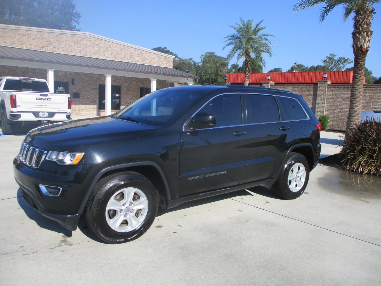 Jeep Grand Cherokee Laredo 4x2 2017