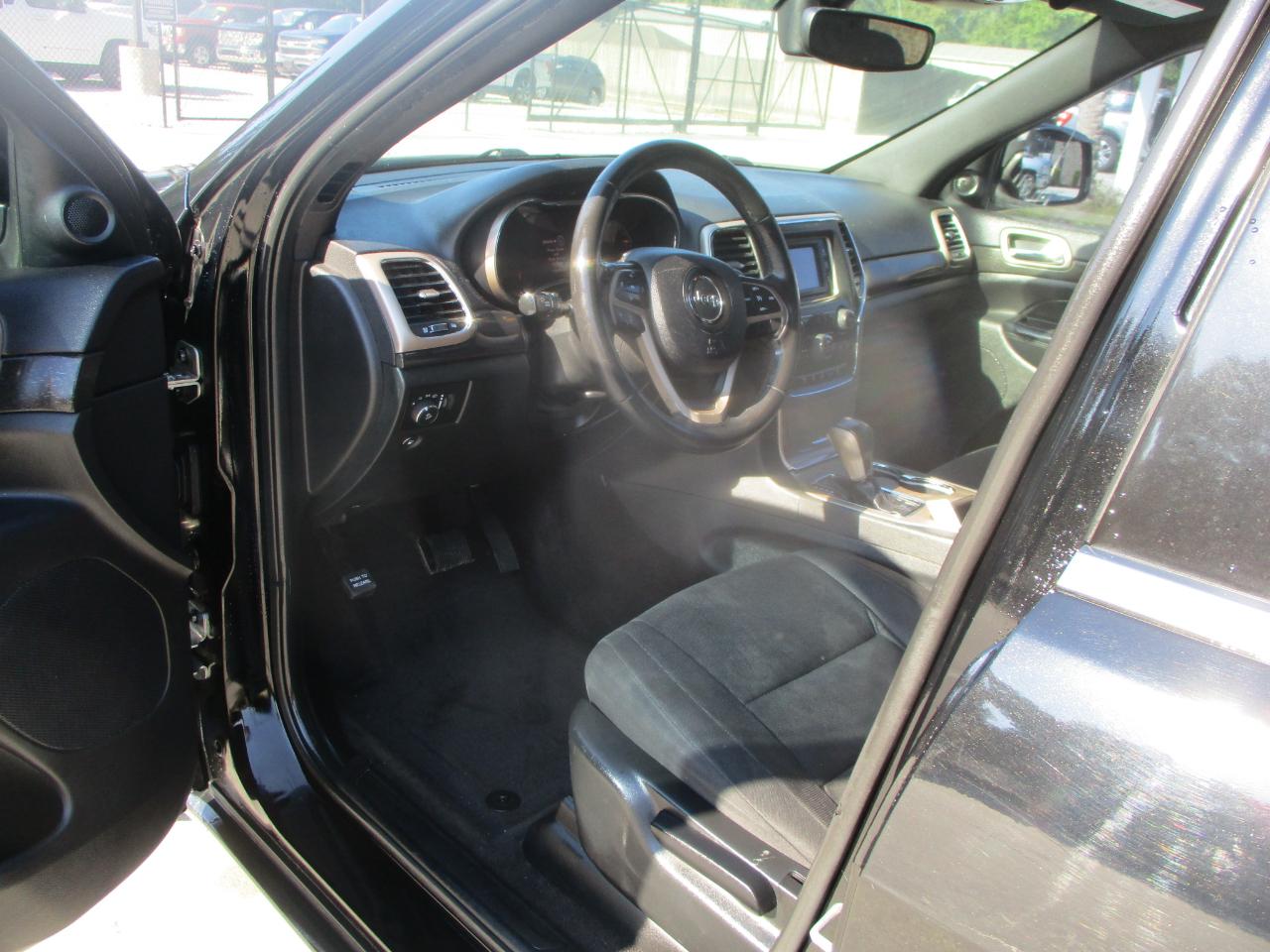Jeep Grand Cherokee Laredo 4x2 2017