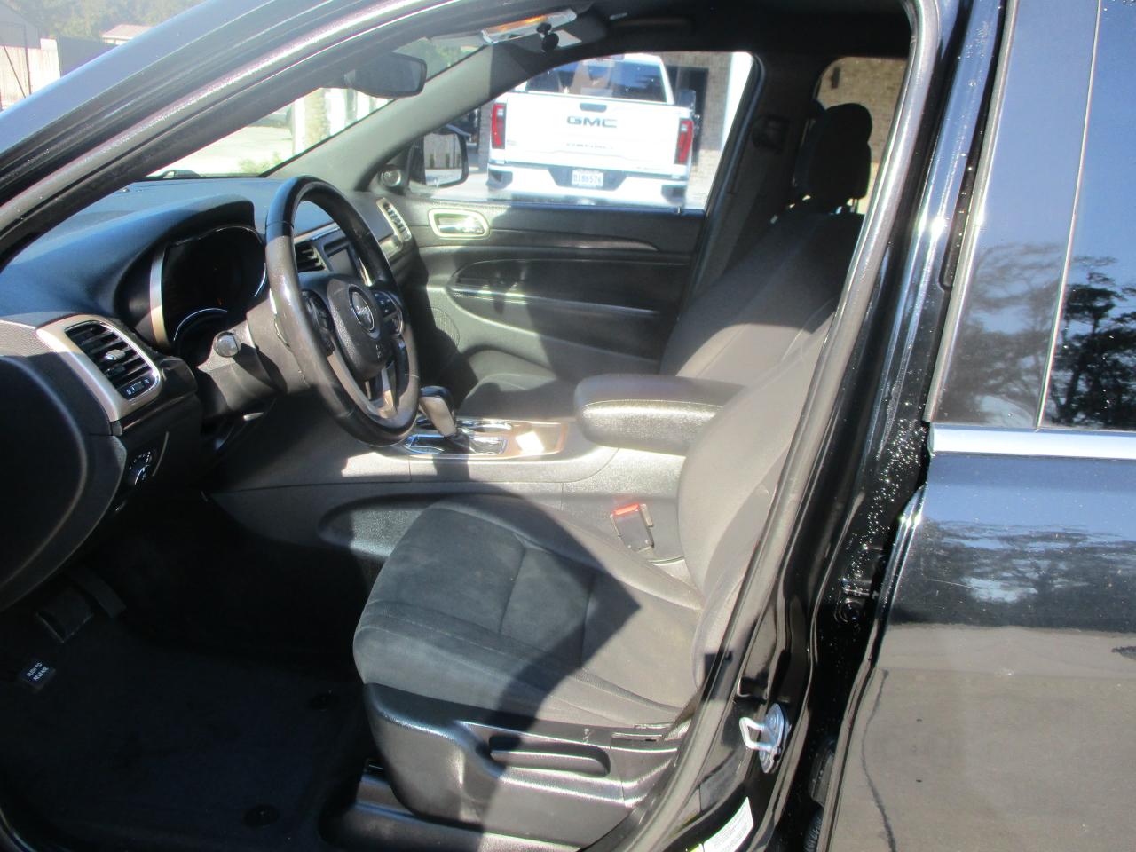 Jeep Grand Cherokee Laredo 4x2 2017