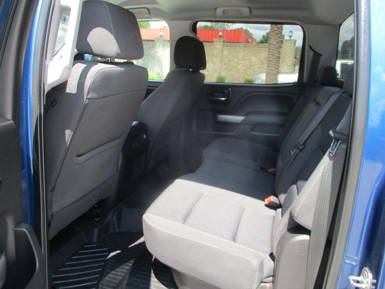 Chevrolet Silverado 1500 4WD Crew Cab 143.5" LT w/1LT 2018