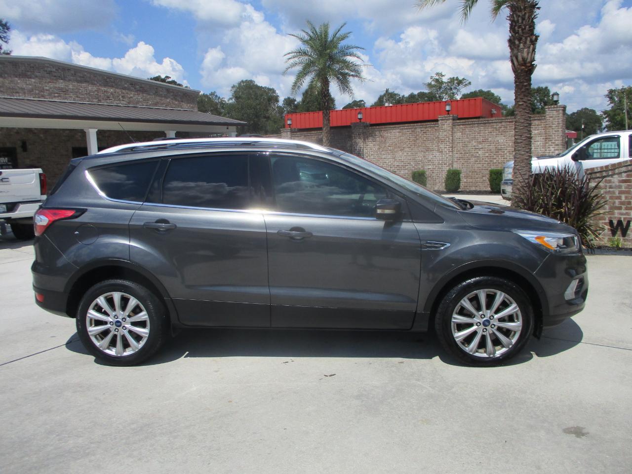 Ford Escape Titanium 4WD 2018