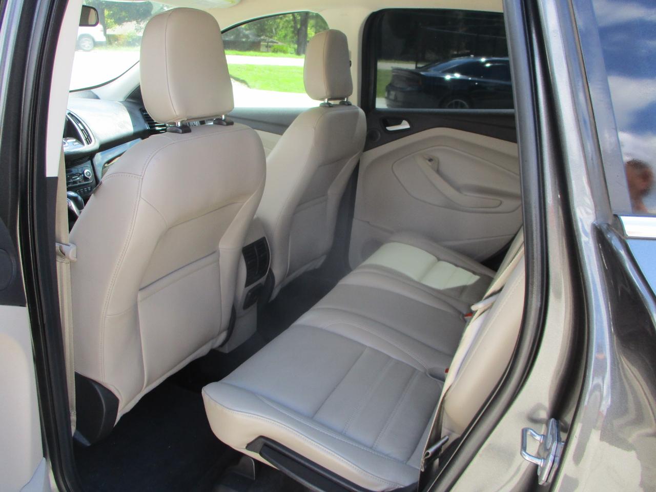 Ford Escape Titanium 4WD 2018