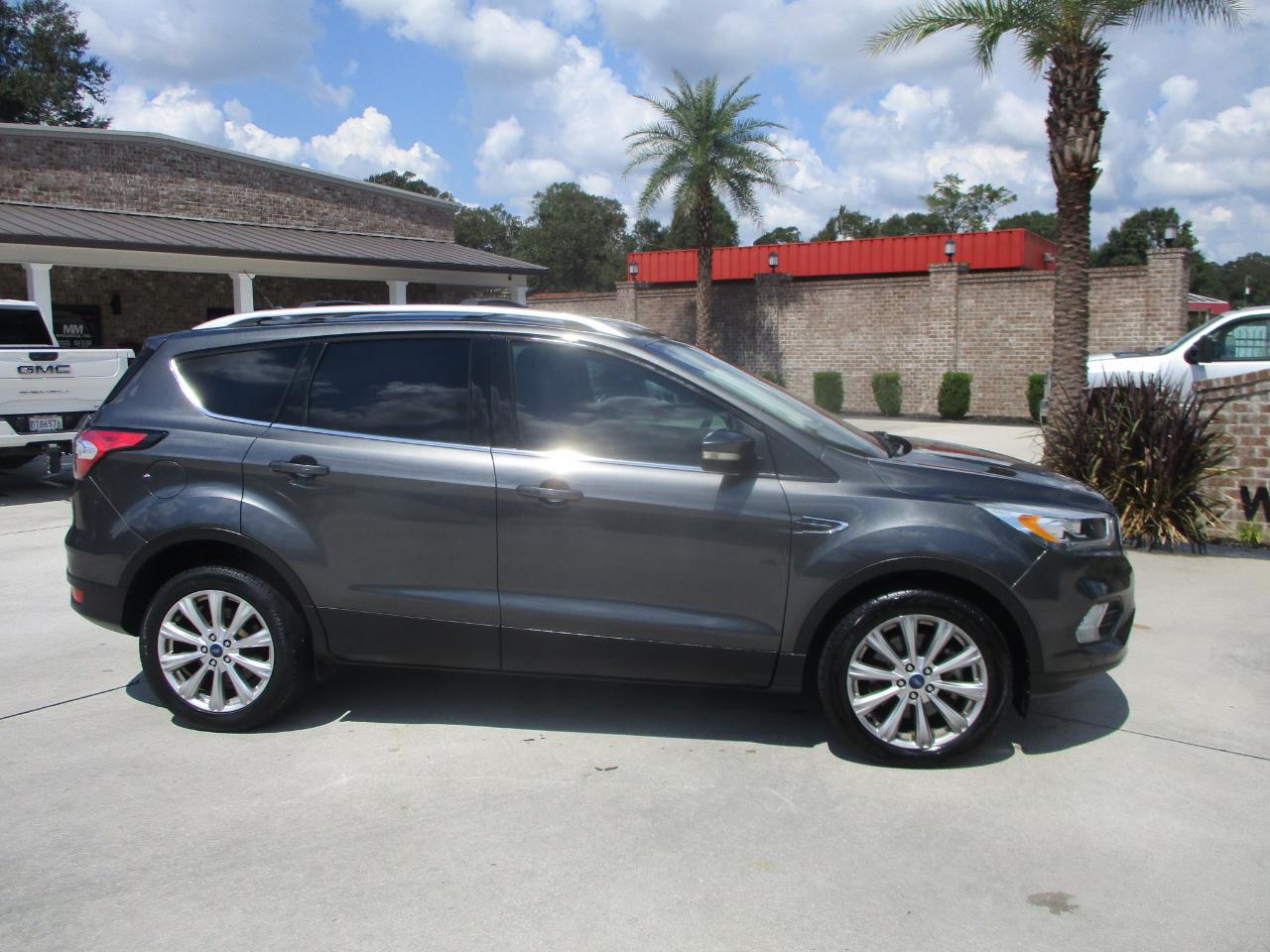 Ford Escape Titanium 4WD 2018