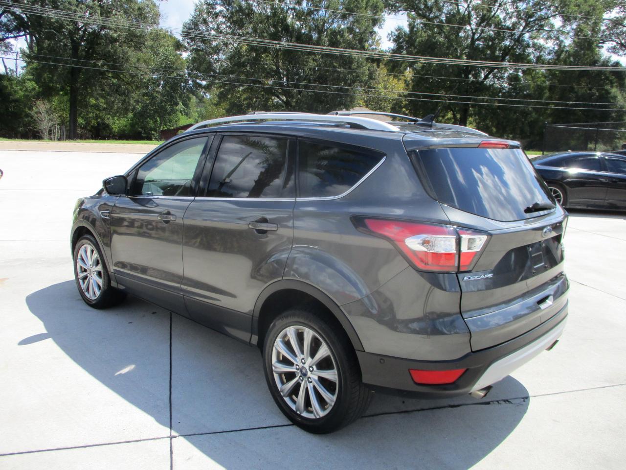 Ford Escape Titanium 4WD 2018