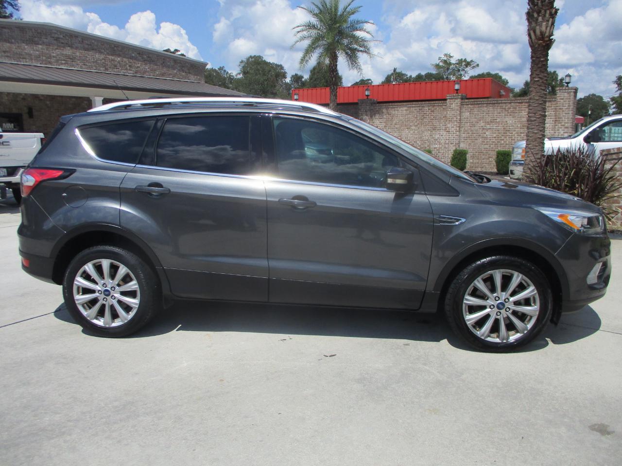 Ford Escape Titanium 4WD 2018