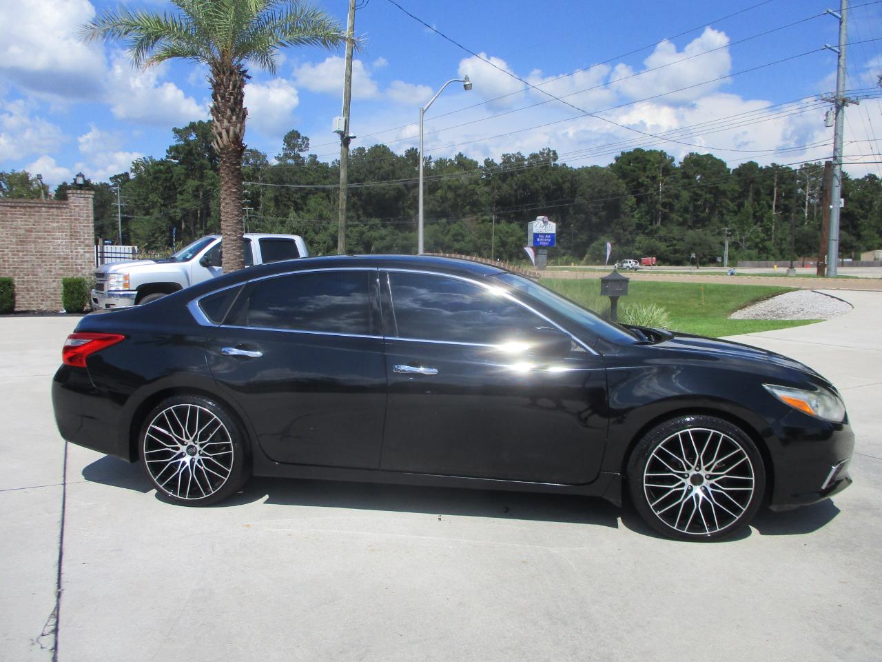 Nissan Altima 2017.5 2.5 S Sedan 2017